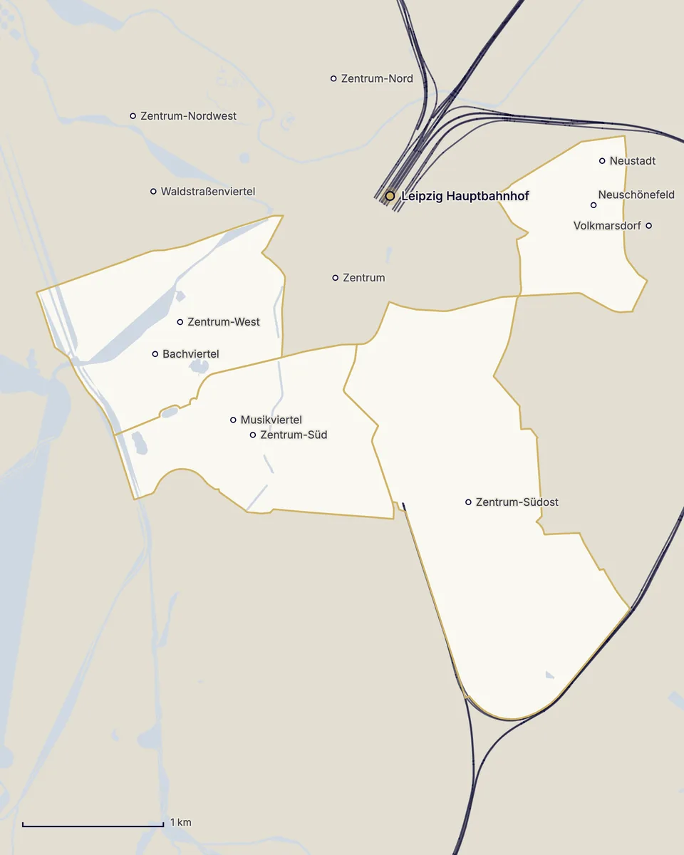 Karte von Leipzig-Zentrum: Zentrum-West mit dem Bachviertel, Zentrum-Süd mit dem Musikviertel, Zentrum-Südost und Neustadt-Neuschönefeld mit Neustadt und Neuschönefeld, dazu Zentrum, Zentrum-Nord, Zentrum-Nordwest, Waldstraßenviertel und Volkmarsdorf als Ortspunkte, die Bahnstrecken, die Gewässer und der Leipziger Hauptbahnhof
